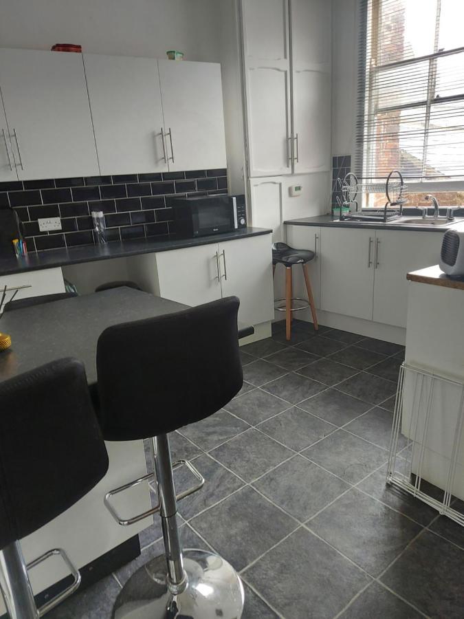 Sandyrise Holiday Lets Appartement Scarborough Buitenkant foto