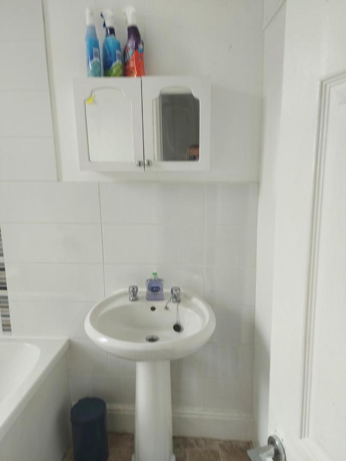 Sandyrise Holiday Lets Appartement Scarborough Buitenkant foto